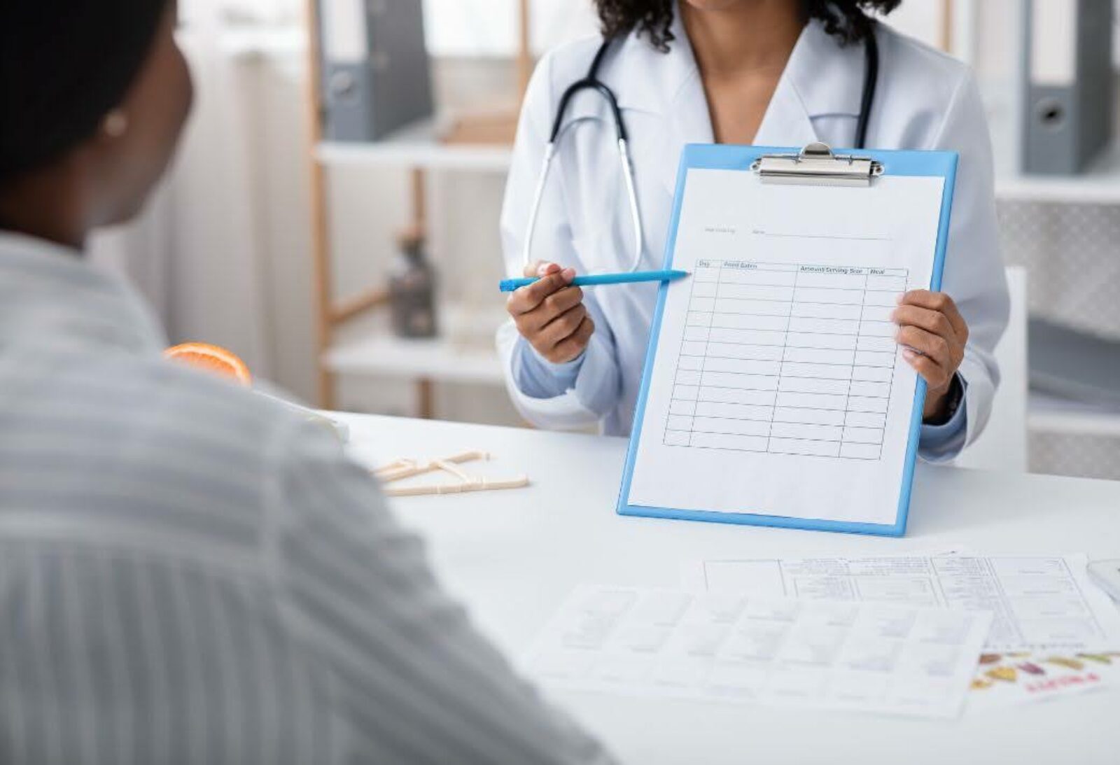 Your Healthcare Roadmap: 5 Essential Documents & Decisions for Retirees